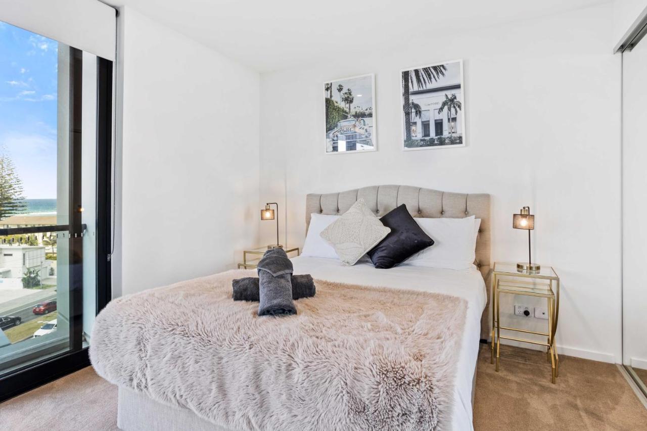 Magnoli - Hosted By Burleigh Letting
